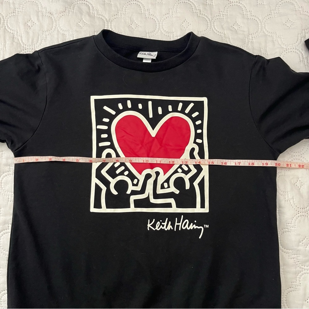 Keith Haring Graphic Heart Sweatshirt Womens Pullover Black Size S - Picture 6 of 16